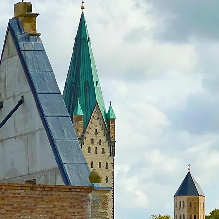 Premium An Der Stadtmauer Im Og