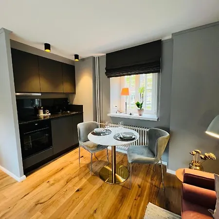 Premium An Der Stadtmauer Im Og * بادربورن