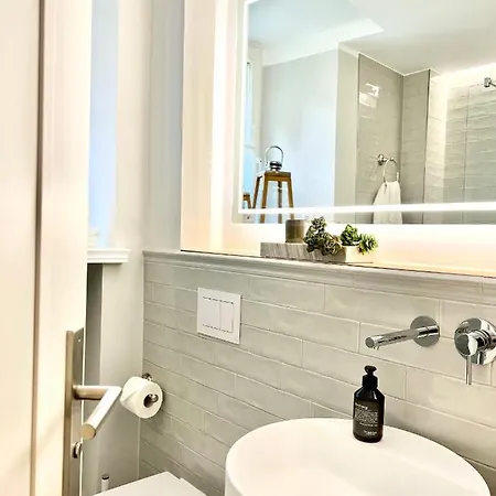 Premium An Der Stadtmauer Im Og