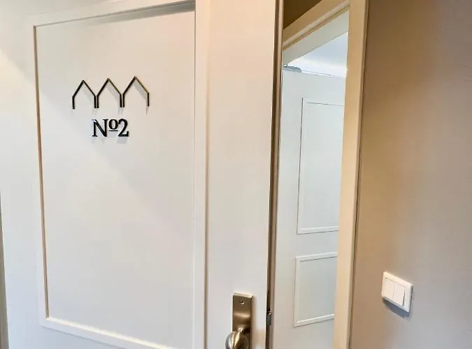 Premium An Der Stadtmauer Im Og Appartement