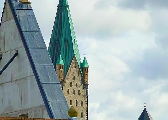 Premium An Der Stadtmauer Im Og