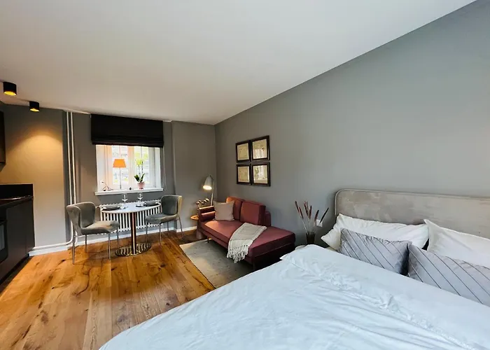 Premium An Der Stadtmauer Im Og * Paderborn