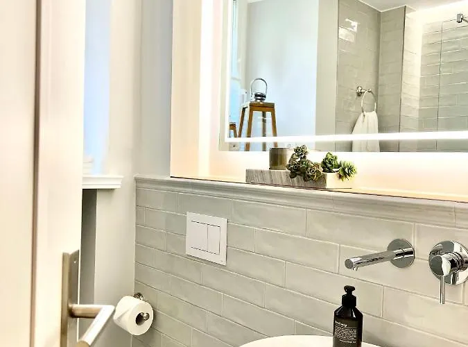 Premium An Der Stadtmauer Im Og